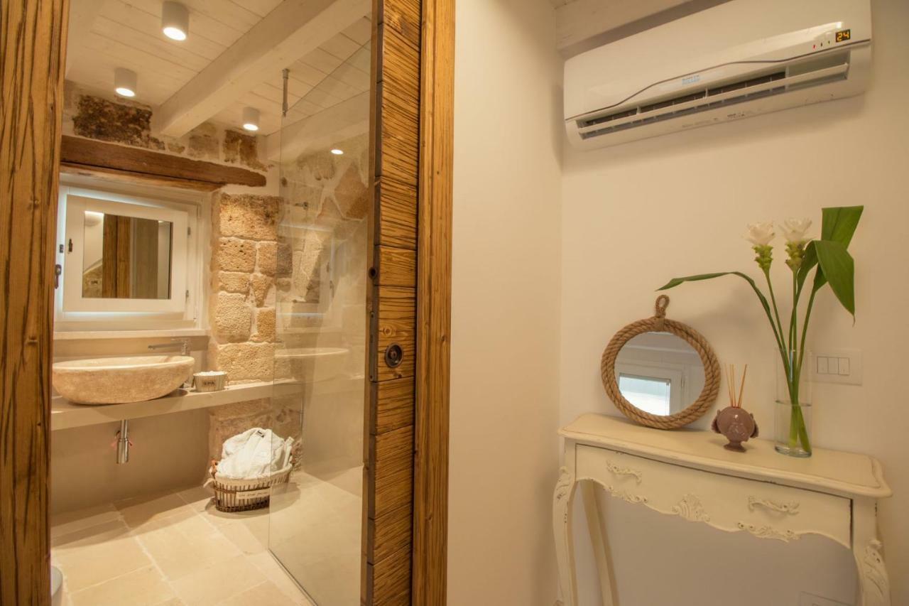 Casa Regina Paola Villa โมโนโปลี ภายนอก รูปภาพ