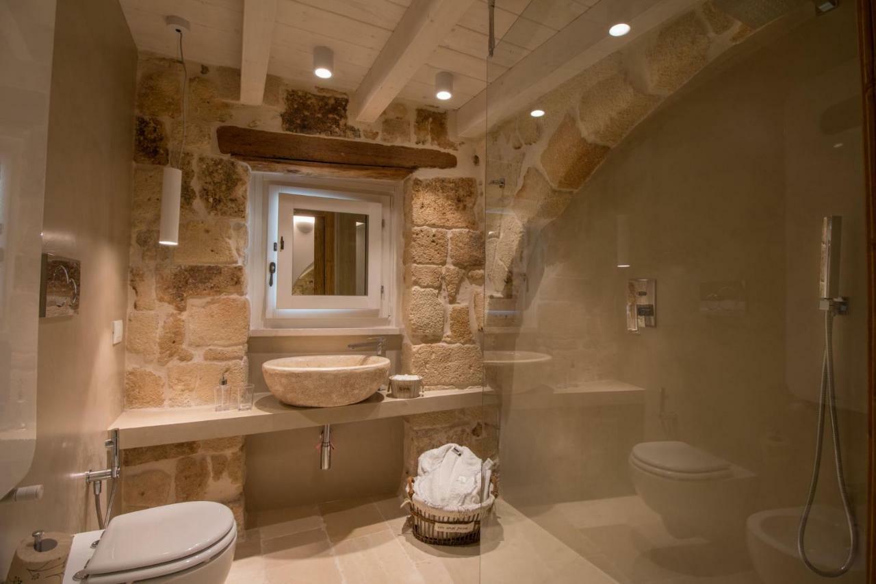 Casa Regina Paola Villa โมโนโปลี ภายนอก รูปภาพ